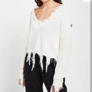 BNWT - STEELE MONTREUX SWEATER - WHITE - SMALL